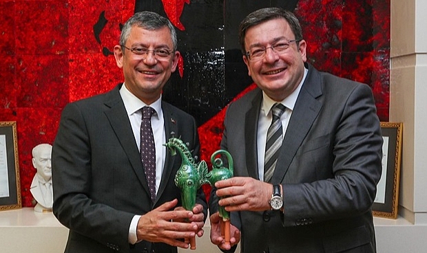 "Genel Başkanımızın Selamı Var"