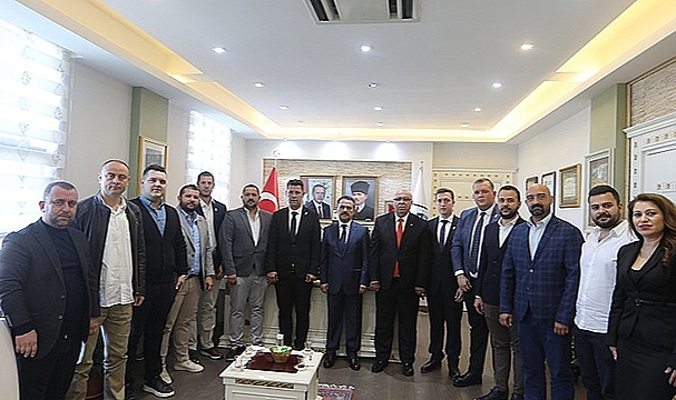 TOBB ÇANAKKALE GENÇ GİRİŞİMCİLER KURULU YENİ YÖNETİMİNDEN VALİ AKTAŞ'A ZİYARET