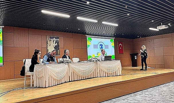 ZİNCİR MARKETLERİN ATIK YÖNETİMİNE İLİŞKİN KAPSAMLI TOPLANTI GERÇEKLEŞTİRİLDİ