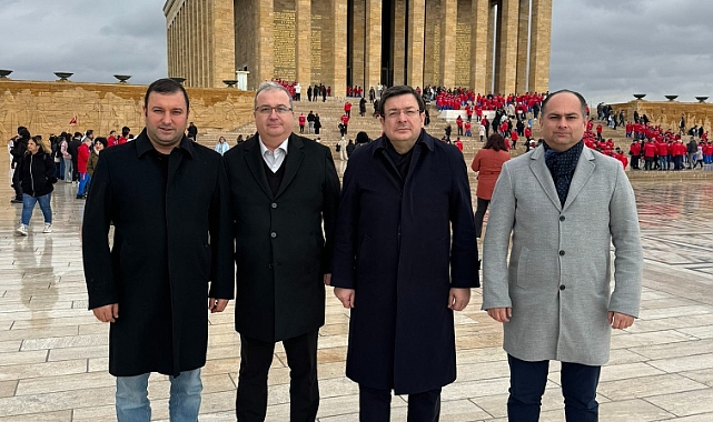 CHP'li Erkek 'ten ilk ziyaret Anıtkabir'e