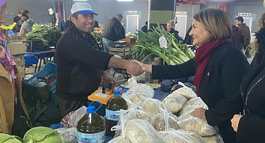 Kepezin Topuklu Efesi Pazar Esnafıyla Buluştu
