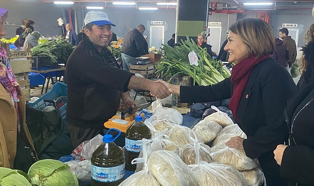 Kepezin Topuklu Efesi Pazar Esnafıyla Buluştu