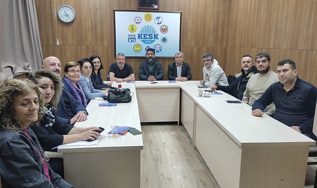 Ülkü Şimşek Tutak ve Ekibi Kepez'de Hız Kesmiyor: Sorunlara Çözüm Odaklı Yaklaşım Sürüyor!