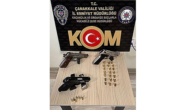 ÇANAKKALE'DE ÇOK SAYIDA SİLAH ELE GEÇİRİLDİ!