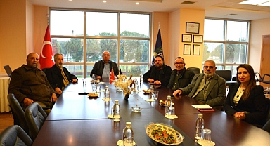 Çanakkale İnternet ve Sosyal Medya Basın Mensupları Derneği'nden Başkan Deniz'e Ziyaret