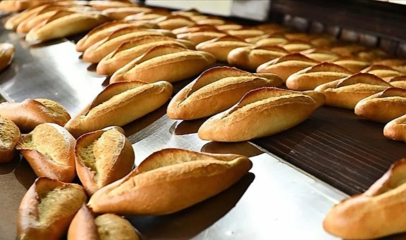 Ekmek Yeniden 7 Lira..