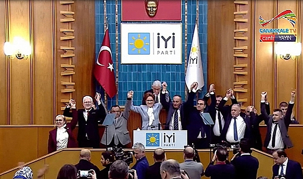 Geyikli 'de  CHP'Lİ Ercan Yılmaz, Resmen İYİ Partinin Adayı Oldu