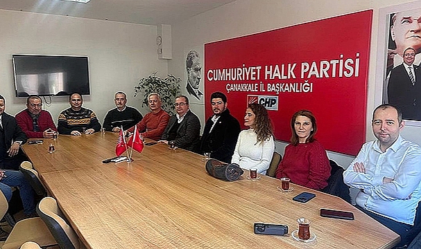 KÜÇÜKKUYU BELEDİYE BAŞKAN ADAYI GÜREL'DEN İL BAŞKANLIĞI'NA ZİYARET