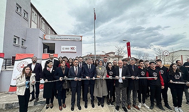YENİCE'DE VALİ MUHTEREM İNCE FEN LİSESİNİN AÇILIŞI GERÇEKLEŞTİRİLDİ