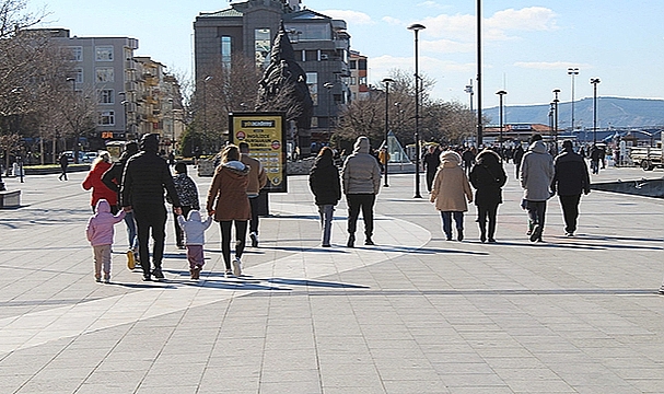ÇANAKKALE'NİN NÜFUSU BELLİ OLDU