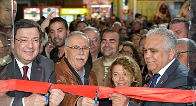 CHP'li Erkek'in Barbaros Seçim Bürosu açılışı mitinge dönüştü