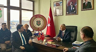 CHP'Lİ ERKEK ŞEHİT VE GAZİ YAKINLARI İLE BİR ARAYA GELDİ