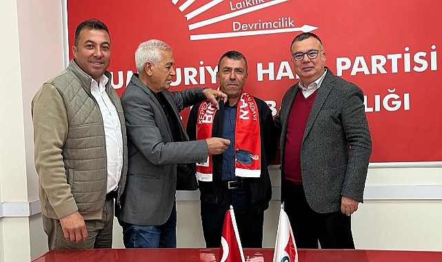 AK Partili,  Meclis Üyesi CHP'ye katıldı