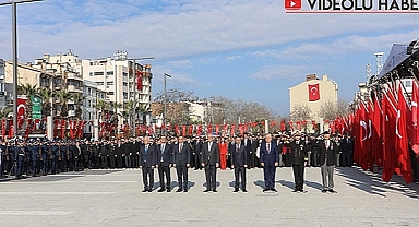 ÇANAKKALE DENİZ ZAFERİ PROGRAMI CUMHURİYET MEYDANI'NDAKİ TÖRENLE BAŞLADI