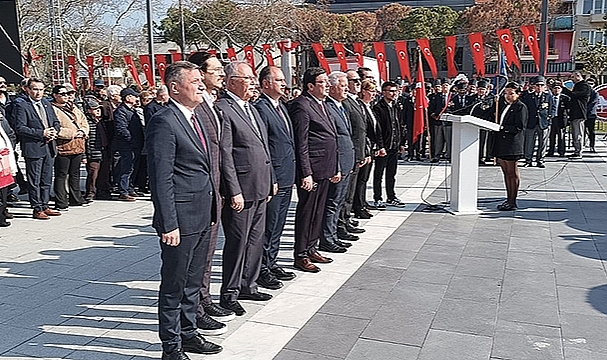 ÇANAKKALE ZAFER ALTERNATİF TÖRENLE KUTLANDI