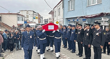 PİYADE ER DOĞUŞ CANER TÜFEKÇİ, DUALARLA SON YOLCULUĞUNA UĞURLANDI