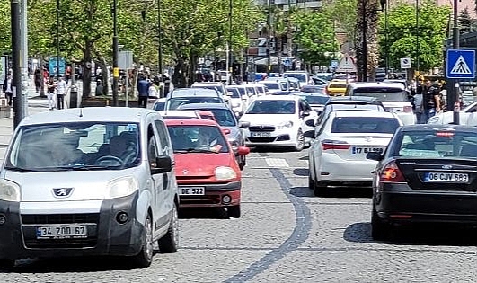 Bayram Tatili Dönüş Çilesi Çanakkale'de Yine Başladı