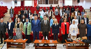 ÇOMÜ'de Ailenin Güçlendirilmesi paneli