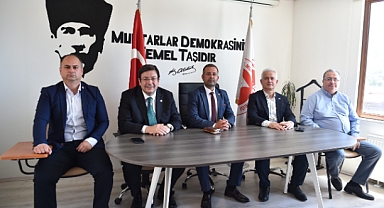  Başkan Erkek; “Çanakkale Belediyesi Olarak Muhtarlarımız İle Dayanışma İçerisinde Çalışacağız