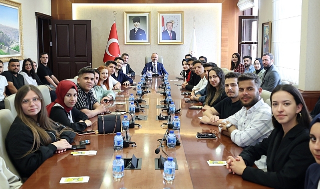 ÇOMÜ öğrencileri Turan’ı ziyaret etti