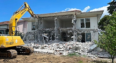 Kaçak Yapıların Yıkımı Devam Ediyor