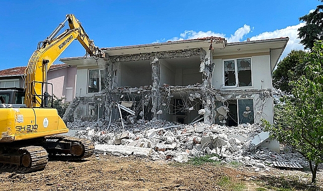 Kaçak Yapıların Yıkımı Devam Ediyor