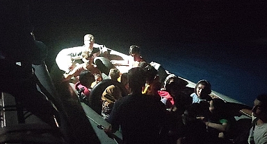 Ayvacık Açıklarında Lastik Bot İçinde 27 Göçmen