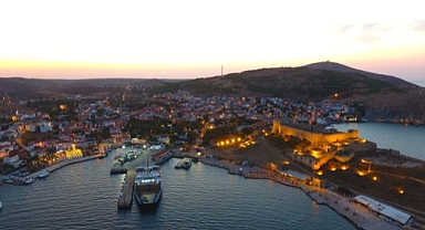 Bozcaada Bayram Tatilinde Tamamen Doldu