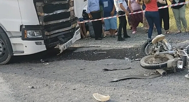 Çanakkale'de Meydana Gelen Trafik Kazasında 2 Genç Hayatını Kaybetti