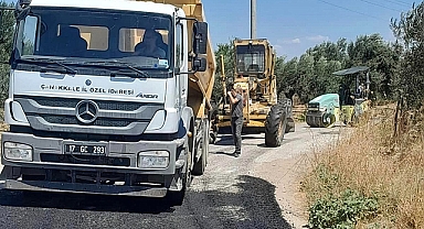Ayvacık Köy yollarında onarım çalışması