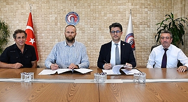 ÇOMÜ İle Çek Cumhuriyeti Savunma Üniversitesi Arasında İş Birliği Protokolü İmzalandı.