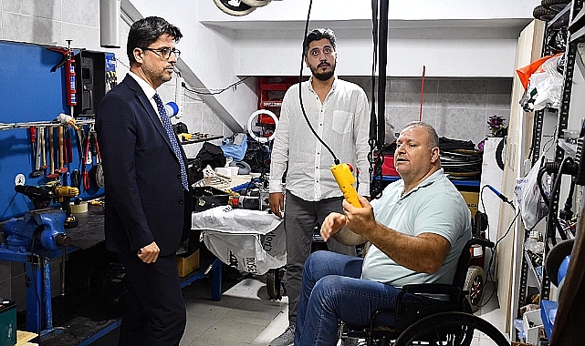 Rektör Erenoğlu, Türkiye Sakatlar Derneği Çanakkale Şubesi'nin projelerini dinledi