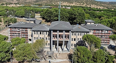 Ezine Kamu Kampüsü'nde çalışmalar sürüyor