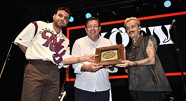 Troia Festivali sona erdi