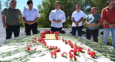 YARBAY HÜSEYİN AVNİ BEY MEZARI BAŞINDA ANILDI