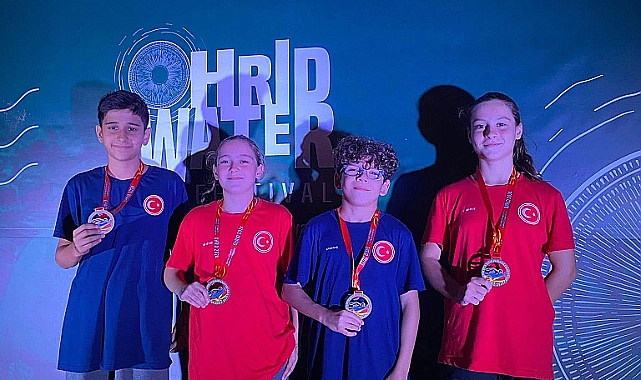 Çanakkale Belediye spor' un Yüzücüleri Balkan Şampiyonası'nda büyük başarı elde etti.