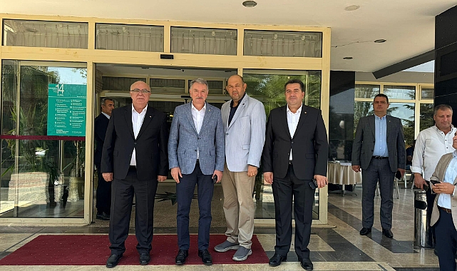 Çanakkale Ticaret Borsası Başkanı Deniz Çeltik Değerlendirme Toplantısında..