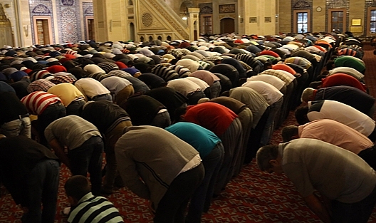 Namaz Kılma Anketinde Hayal Kırıklığı