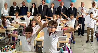 Vali Toramanın Katılımıyla 2024-2025 Öğretim Yılı Törenle Başladı