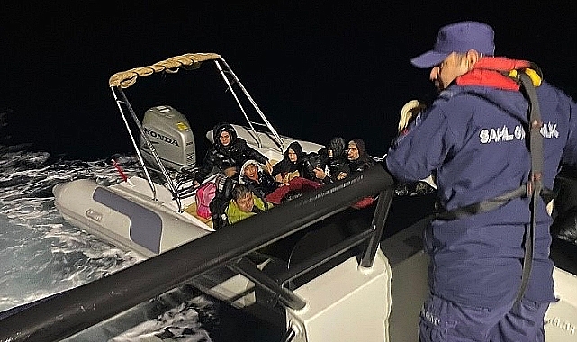 Ayvacık Açıklarında 40 Kaçak Göçmen Yakalandı