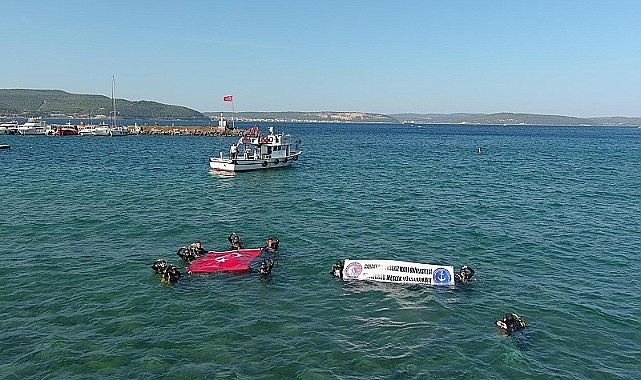 Çanakkale'de Denizde  Cumhuriyetin  101. Yaşı Etkinliği