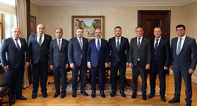 Turan, '' Ezine, Türkiye’ye mal olmuş marka ilçelerimizden biri''.