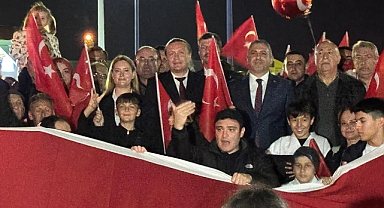 Lapseki’de Fener Alayı ile Cumhuriyet Coşkusu