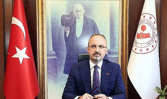 Turan, ''Hasta Adam Dedikleri Ülkeden, Türkiye Cumhuriyeti' 'Çıktı.