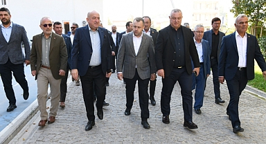 AK Parti Çanakkale Milletvekili Gider, partisinin Ezine'de Muhtarlarla Bir Araya Geldi.eldi.