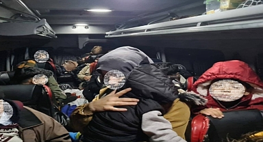 Çanakkale'de 15 Kaçak Göçmen Organizatörü Tutuklandı