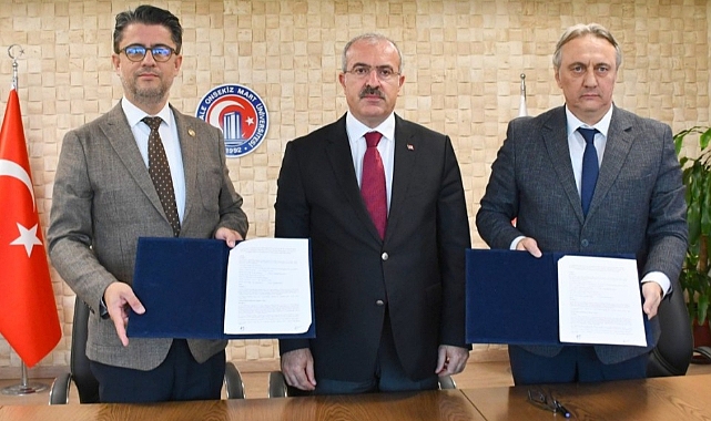 ÇOMÜ Çanakkale'de Kariyer Fuarı Düzenleyecek