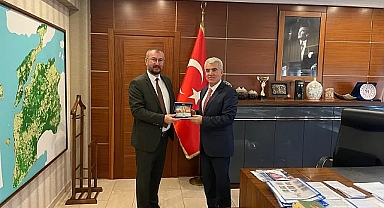 Ezine Gıda İhtisas OSB Müdürü Altınok İl Müdürü Borca'yı ziyaret etti