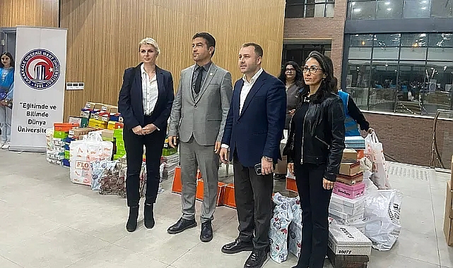 Ezine İlçesi'nde, Müzikle Umuda Yolculuk Konseri Düzenlendi