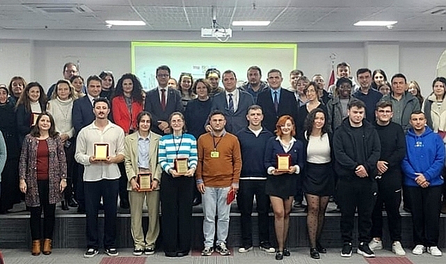 "Yeşil Yarınlar İçin Geleceğe Umutla"